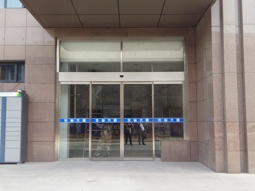 西安自動門廠家 西安感應門批發市場 西安自動旋轉門價格