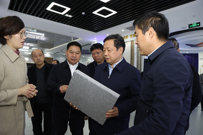 樊維斌:只爭朝夕鼓足干勁緊抓快干 全力以赴實(shí)現(xiàn)一季度開門紅